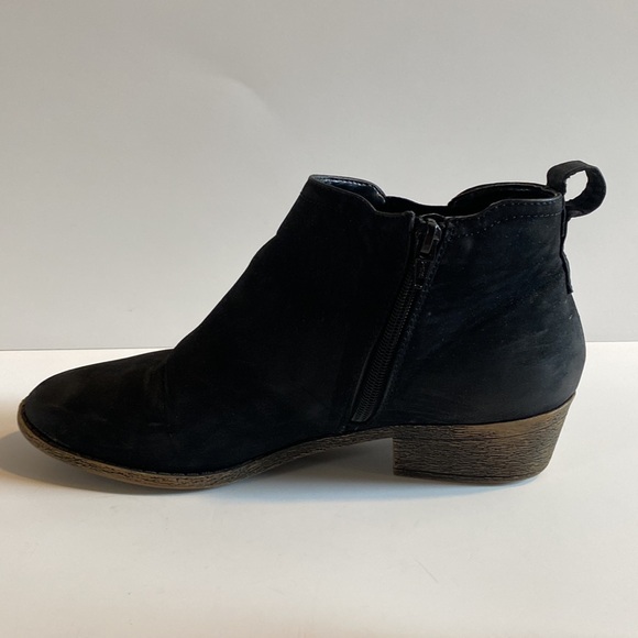 MERONA BLACK ANKLE BOOTIES - Picture 3 of 11